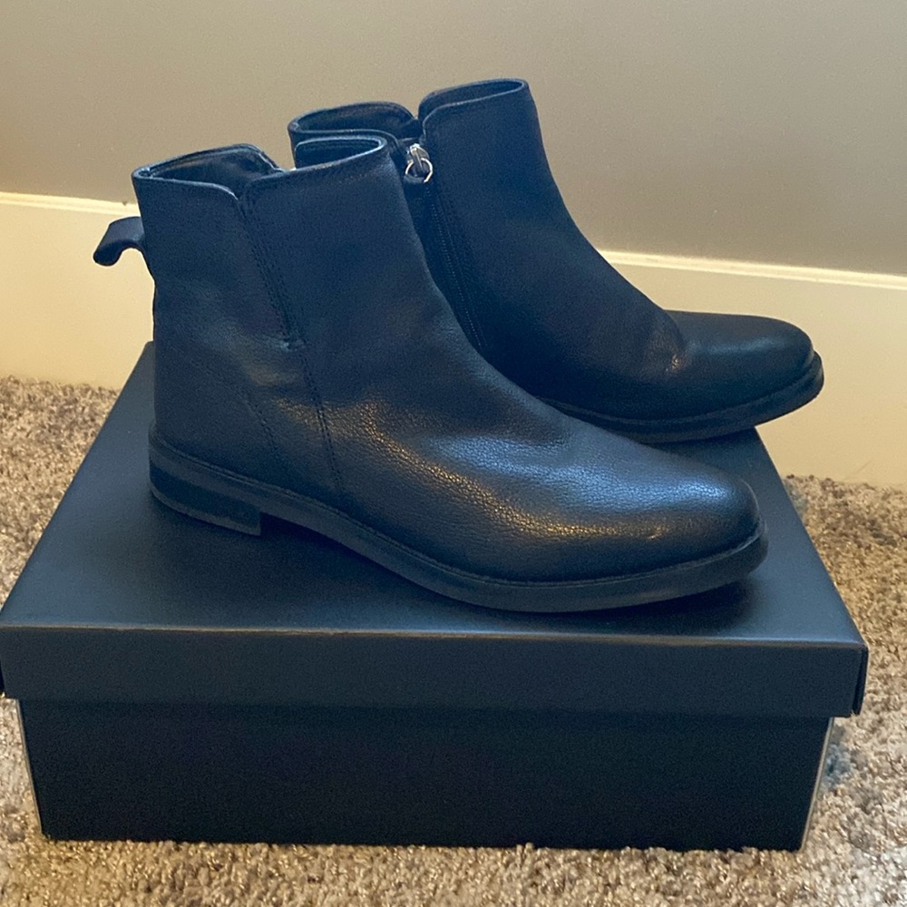 Cynthia Rowley Chelsea boots